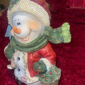 Snowman with a shovel isn’t he adorable